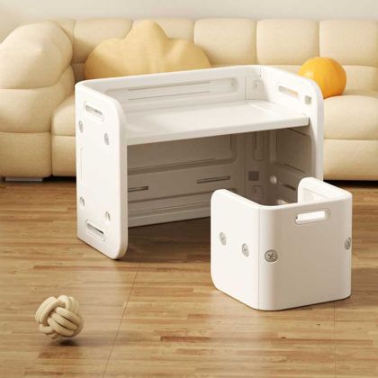 Детско бюро за писане и рисуване със столче в бял цвят