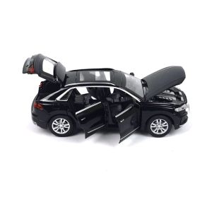 Метален джип Audi Q8, Със светлини и звуци, Черен, Без опаковка
