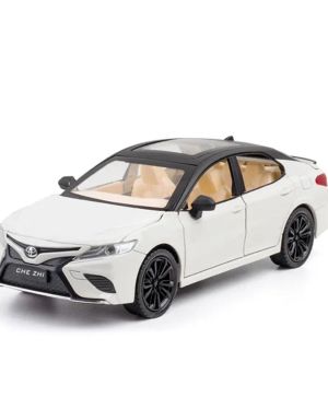 Метална кола Toyota Camry, 1:24, Бяла, Без опаковка