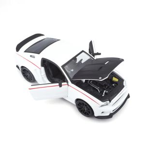 Метална кола Ford Mustang Street Racer, С отварящи се врати, 1:24