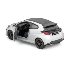 Метална кола Toyota GR Yaris, С отварящи се врати, 1:24, Бяла