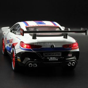 Метална количка BMW M8 GTE, 1:32, Бяла, Без опаковка