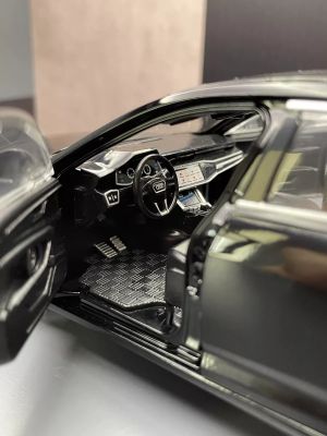 Метален автомобил Audi A6L, 1:24, Черен цвят, Без опаковка