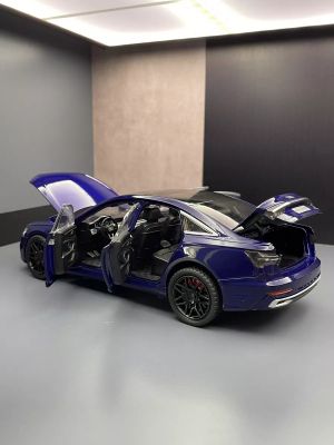 Метален автомобил Audi A6L, 1:24, Син цвят, Без опаковка