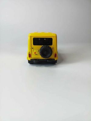 Метален джип Уаз, 1:18, С отварящи се врати, Жълт ретро ван, Класически дизайн 