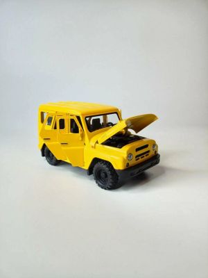 Метален джип Уаз, 1:18, С отварящи се врати, Жълт ретро ван, Класически дизайн 