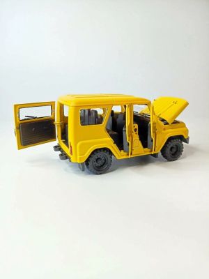 Метален джип Уаз, 1:18, С отварящи се врати, Жълт ретро ван, Класически дизайн 