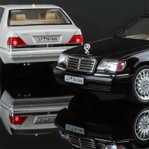 Метална кола Mercedes-Benz S-Class 320 W140 – мащаб 1:24, Черен, Без опаковка