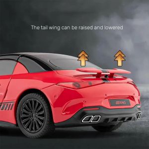 Метален автомобил Mercedes-AMG Cabriolet, Die-Cast модел, 1:24, Червен, Без опаковка