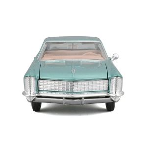 Метална кола Buick Riviera 1965 1:25, Светлосин, Maisto Special Edition