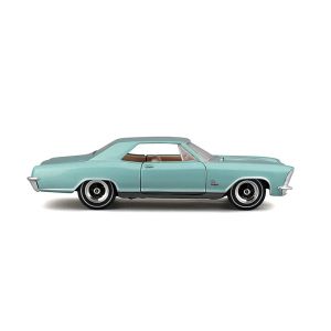 Метална кола Buick Riviera 1965 1:25, Светлосин, Maisto Special Edition