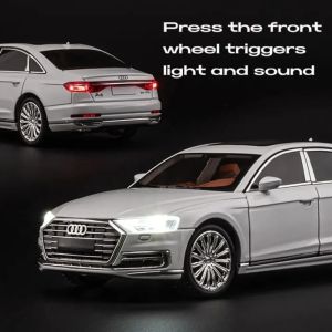 Колекционерски метален модел Audi A8L Luxury Edition, 1:24, Бял, Без индивидуална опаковка