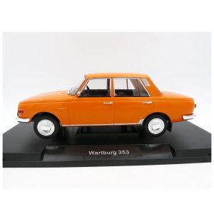 Метална кола Wartburg 353 1:18, оранжева – Model Car Group