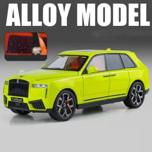 Метална кола Rolls-Royce Cullinan 1:24 – зелен, без опаковка