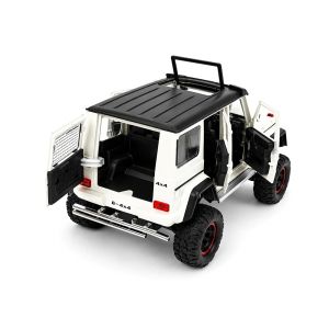 Метална кола Mercedes-Benz G-Class 4x4 със звук и светлини – бяла
